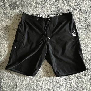 Black Boardshorts/Swimtrunks